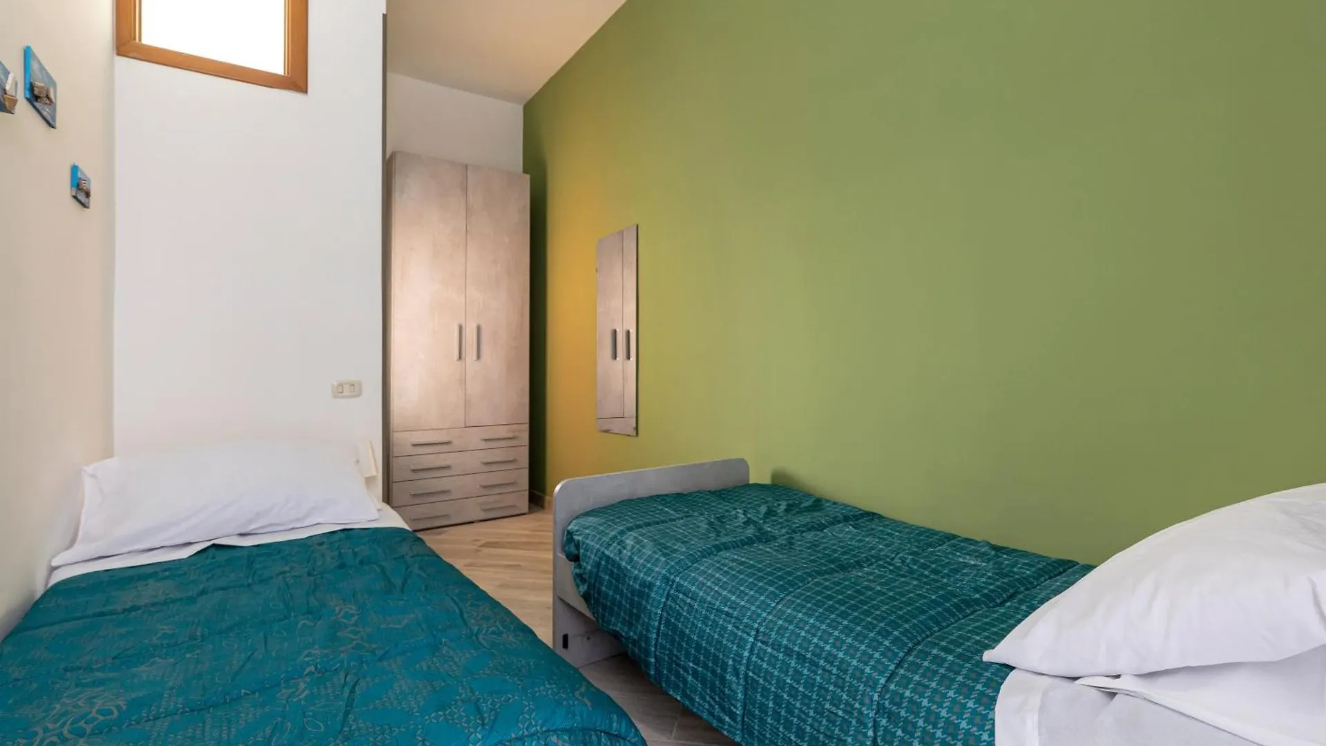 Appartement La Dimora Del Tritone à Naples 0*,  Italie